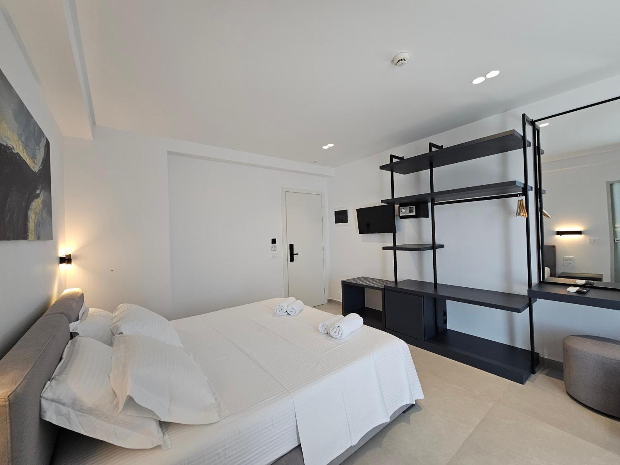 Adele Hotel คซามิล ภายนอก รูปภาพ