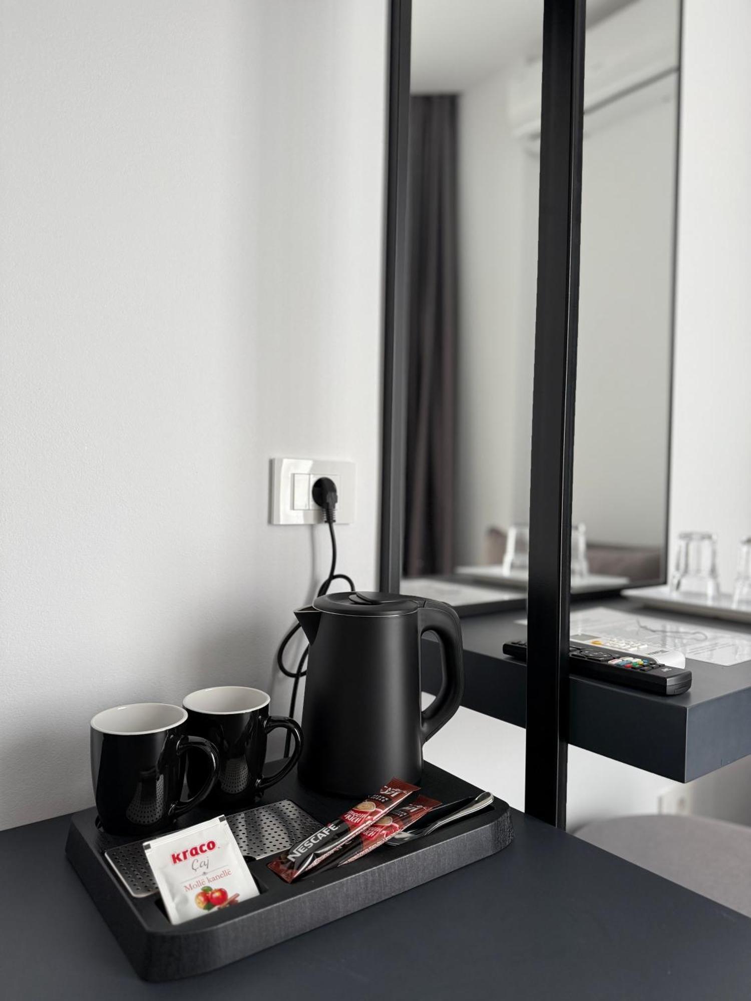 Adele Hotel คซามิล ภายนอก รูปภาพ